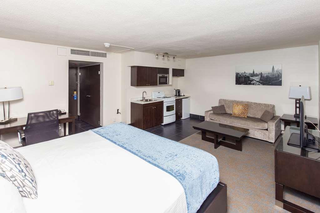 Ottawa Embassy Hotel & Suites Pokoj fotografie