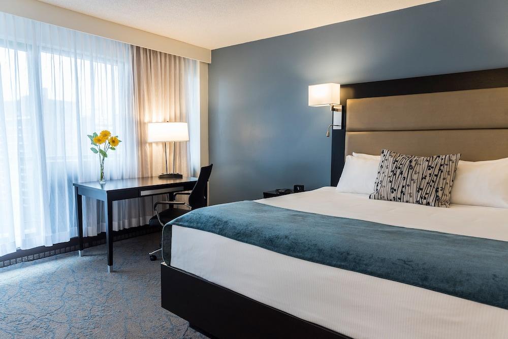 Ottawa Embassy Hotel & Suites Exteriér fotografie